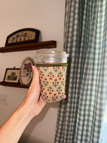 The Lindsay Iced Coffee Sleeve